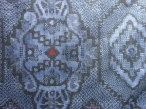 アンティーク　華紋織り出し本場村山泥大島紬着物